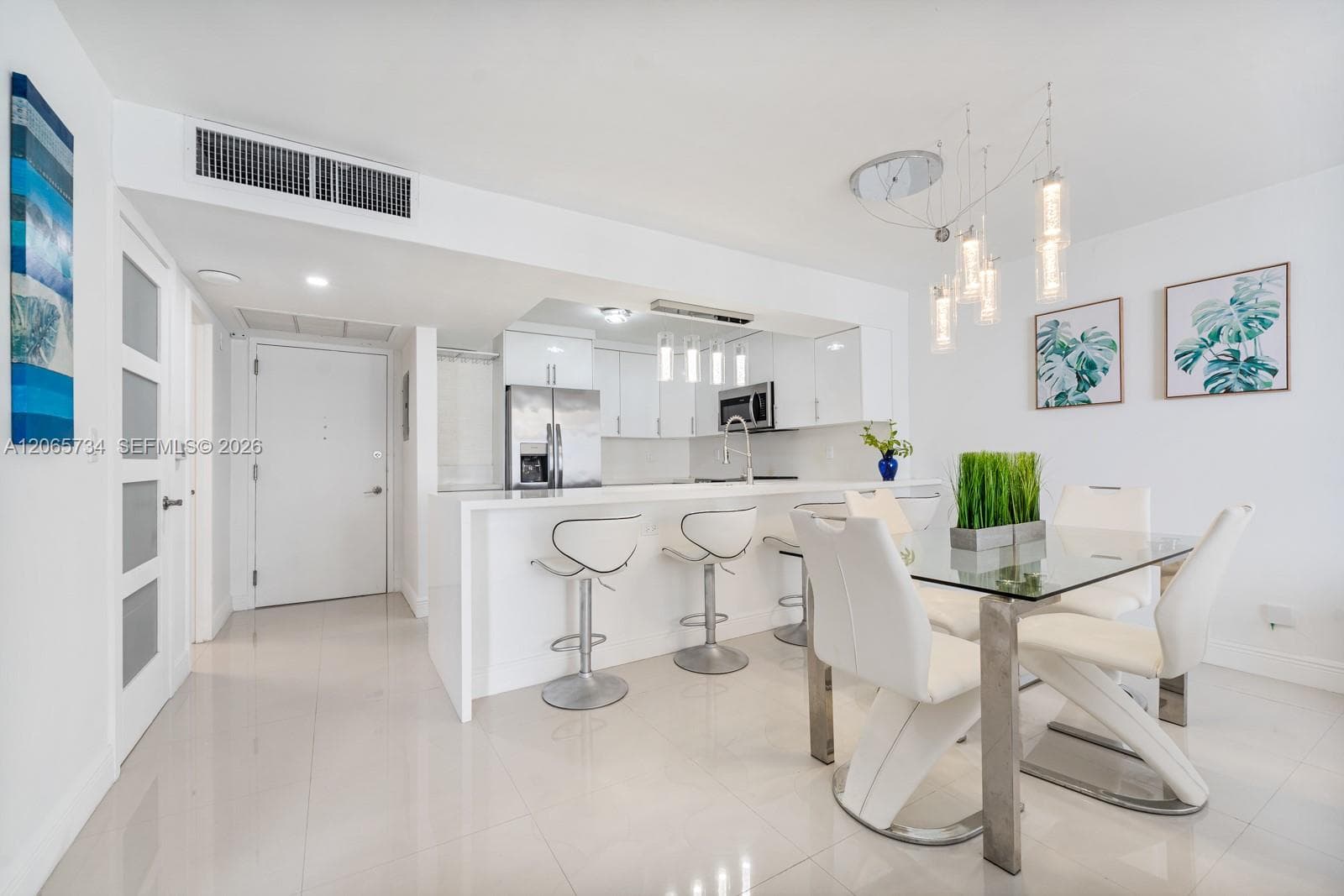 ARLEN BEACH CONDO · #319 in Miami Beach - Photo 20