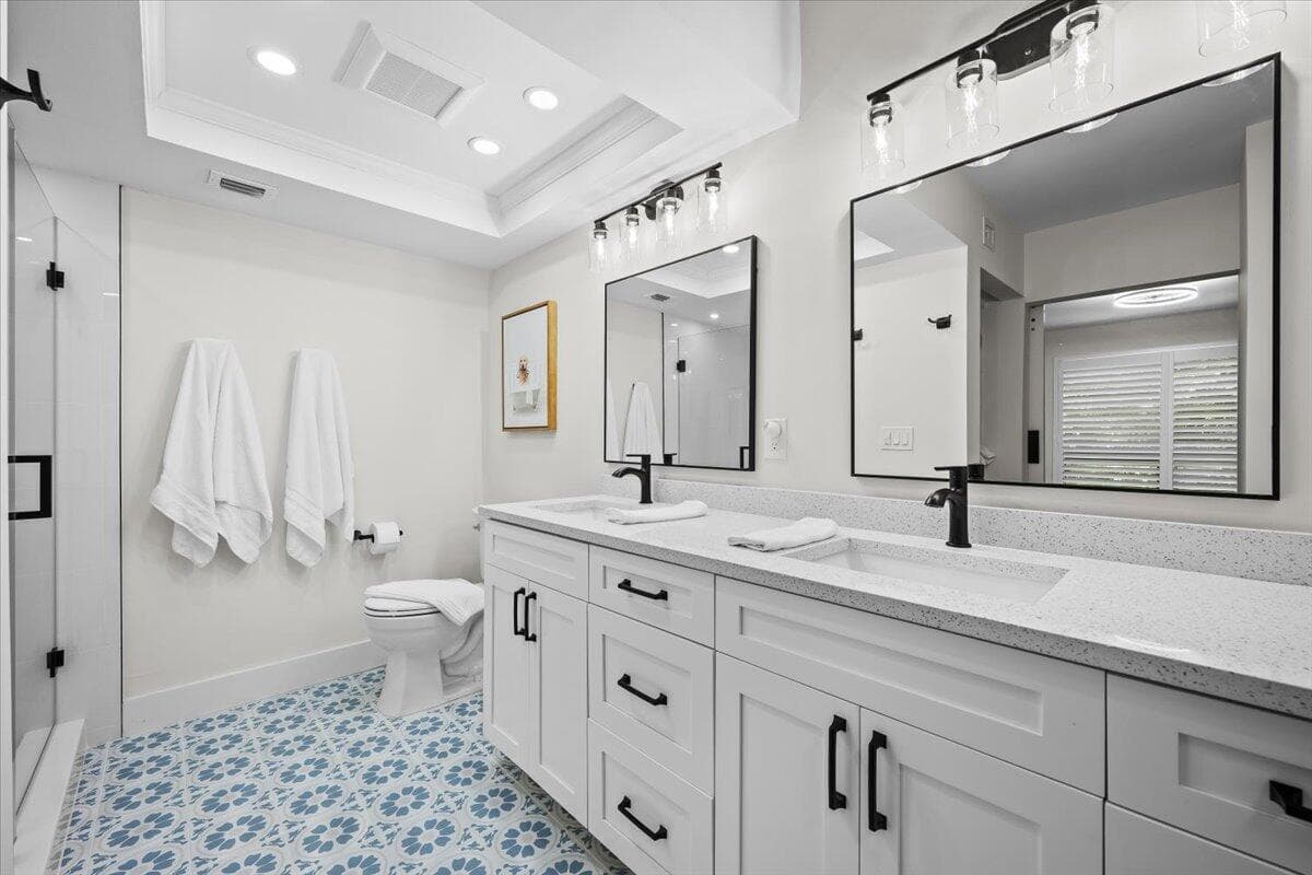 Owner's Suite Bathroom