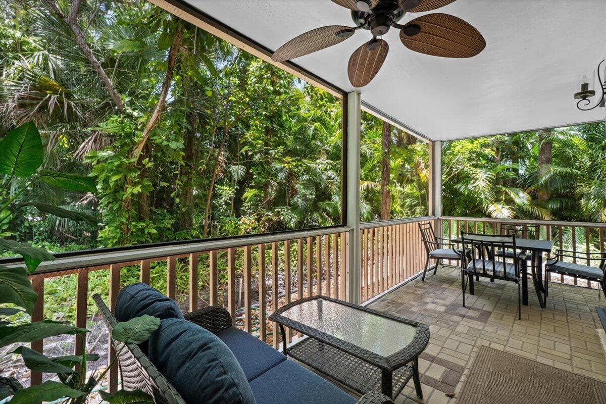 Screened-In Extended Patio