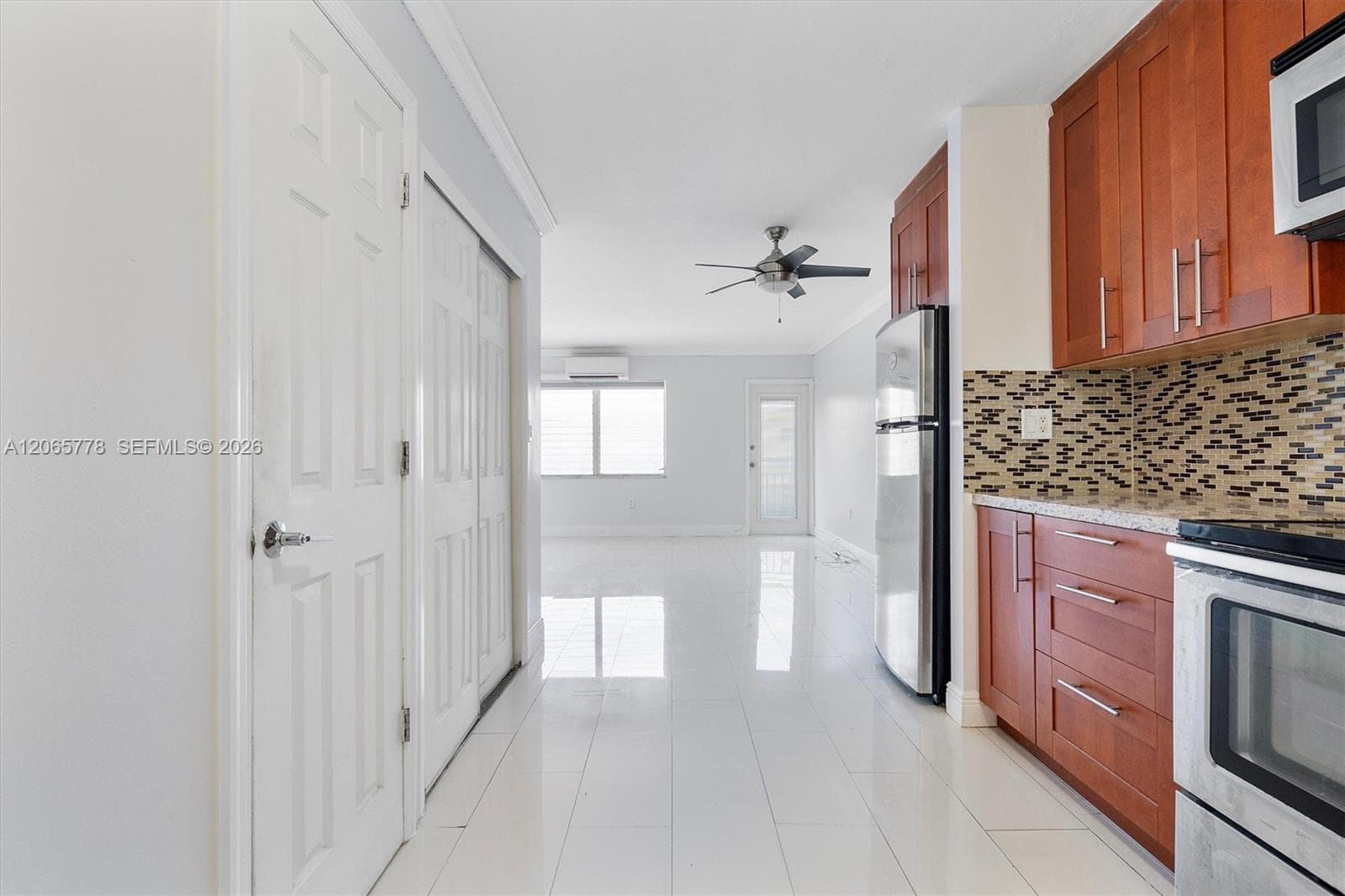 MERIDIAN MANOR CONDO · #24 in Miami Beach - Photo 3