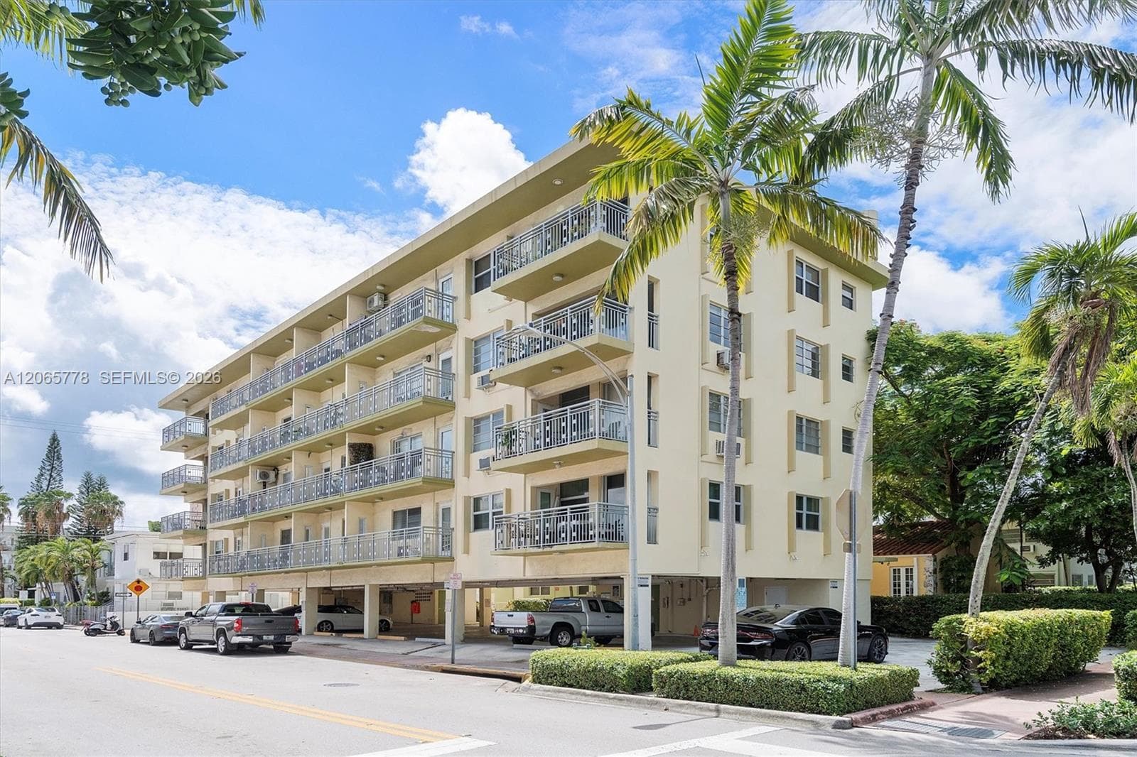 MERIDIAN MANOR CONDO · #24 in Miami Beach - Photo 1