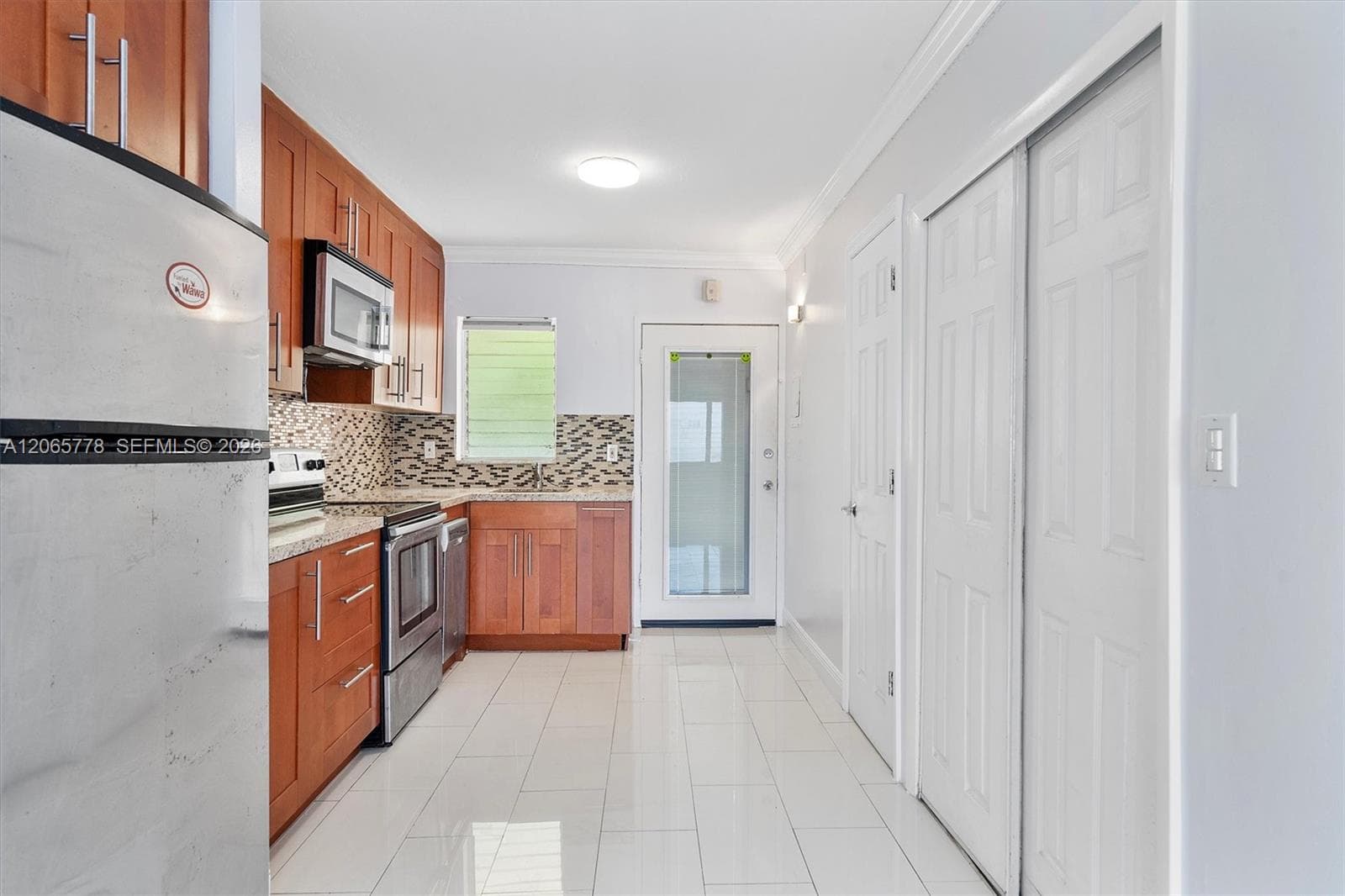 MERIDIAN MANOR CONDO · #24 in Miami Beach - Photo 4