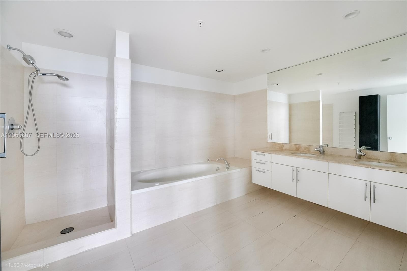BLUE BAY TOWER CONDO · #1001 in North Bay Village - Photo 6