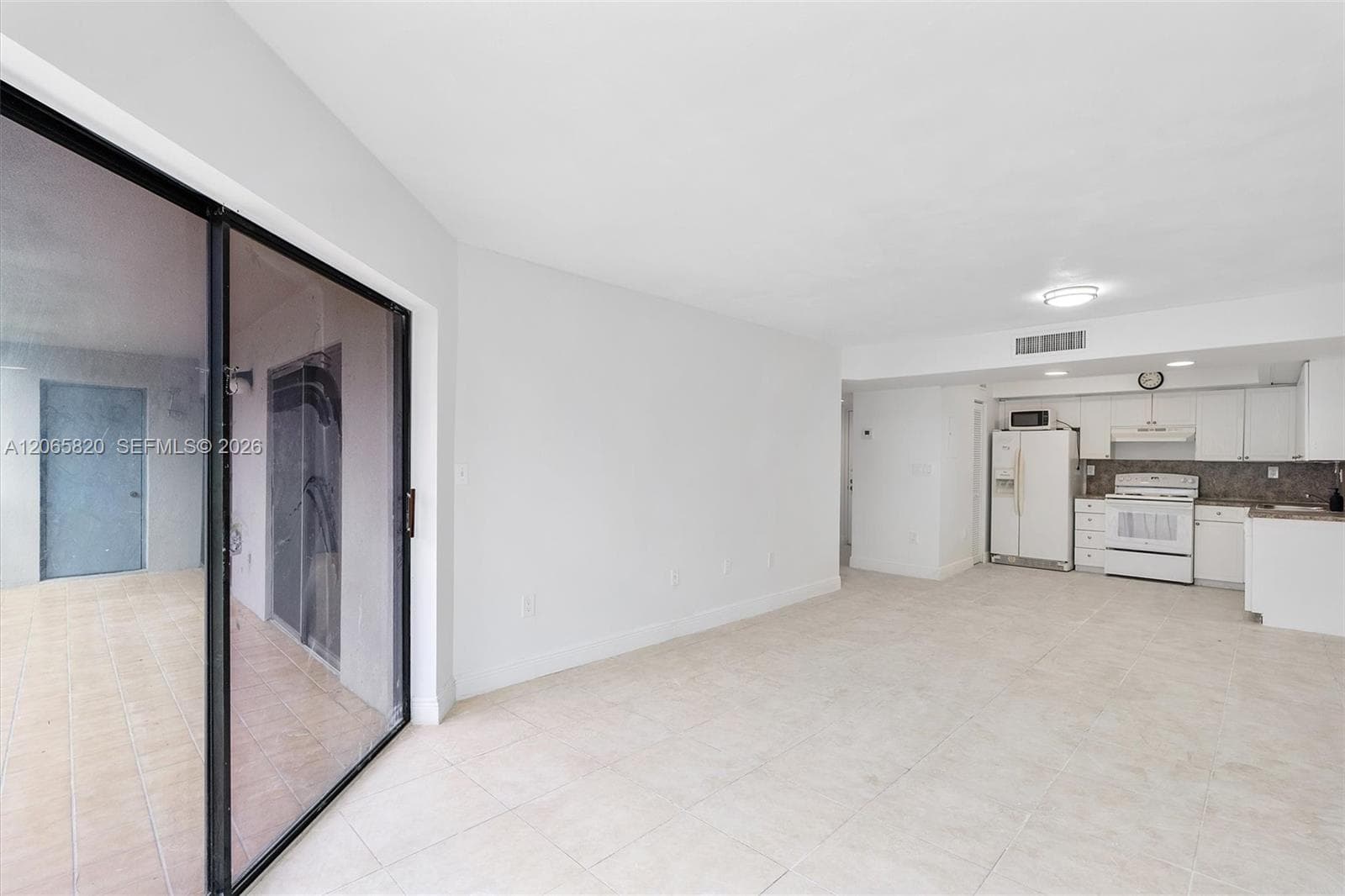 CALUSA CLUB VILLAGE CONDO · #302-CS in Miami - Photo 4