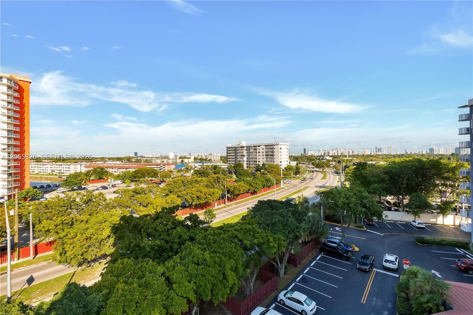 WILSHIRE CONDO · #714E in Miami - Photo 8