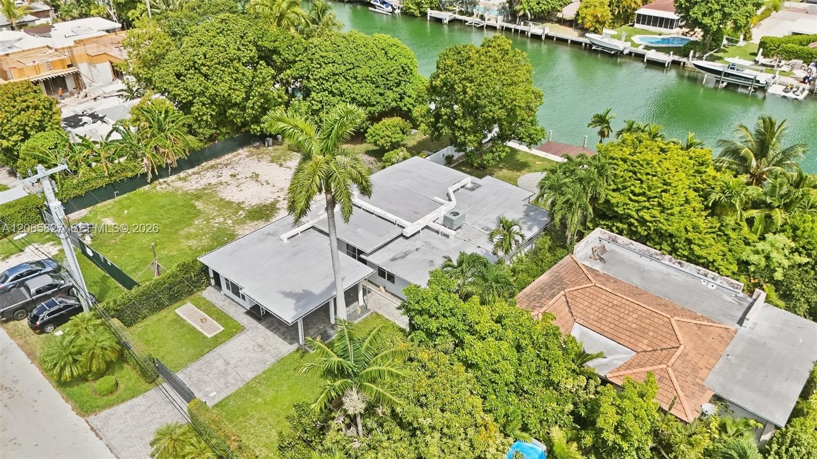 1525 Calais Dr photo 8