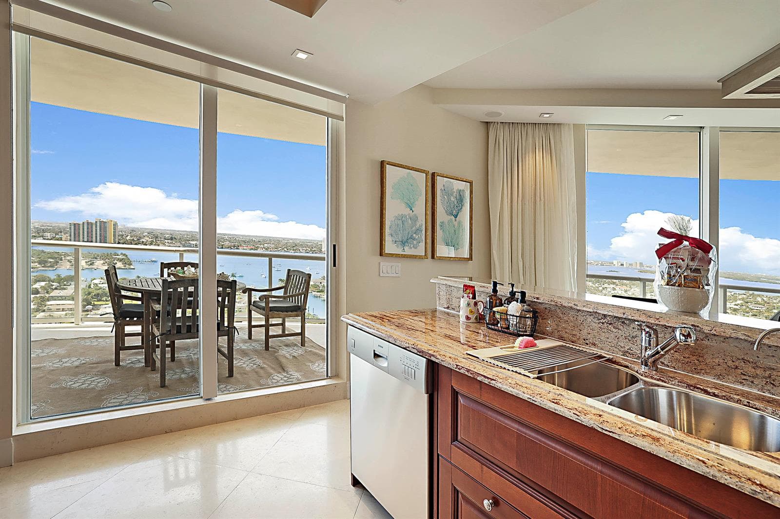 _2700 N Ocean Dr 2206 -10