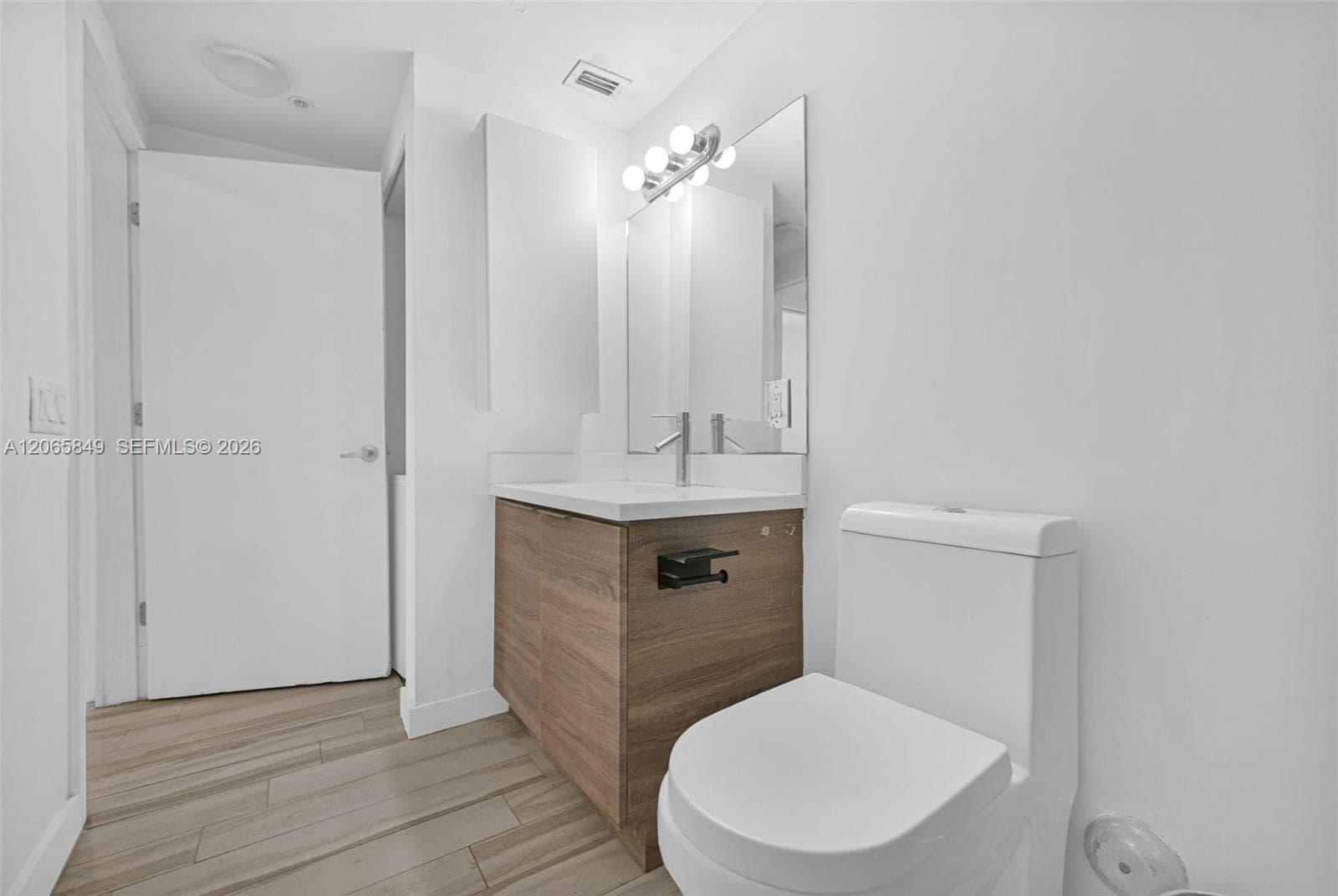 Elena Condo · #207 in Miami Beach - Photo 12