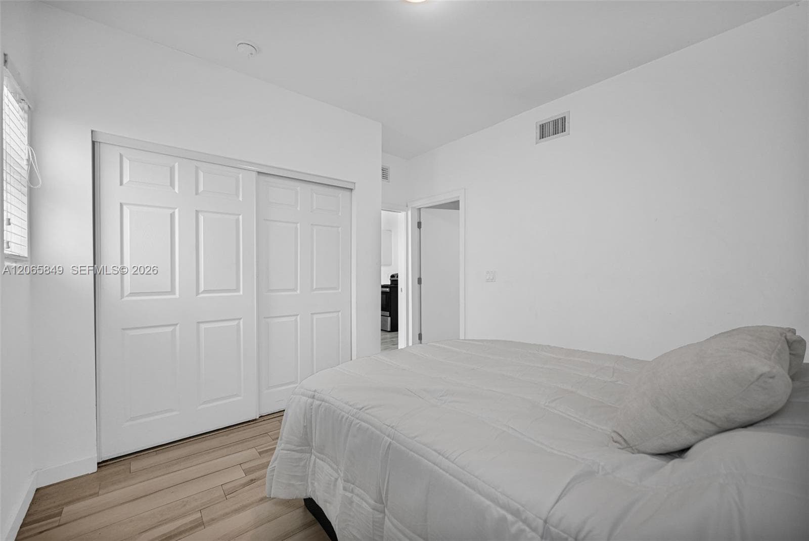 Elena Condo · #207 in Miami Beach - Photo 8