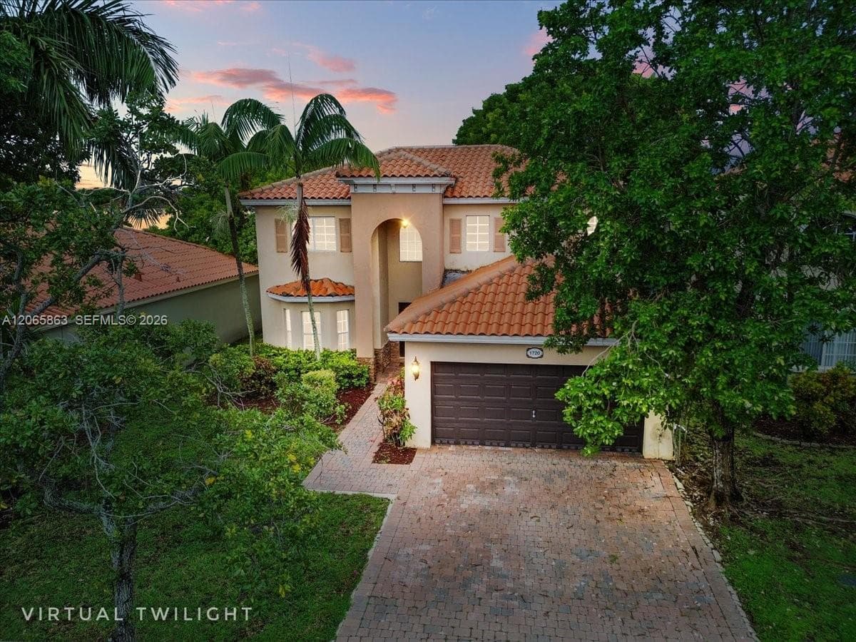 1720 NE 35 Avenue photo 3