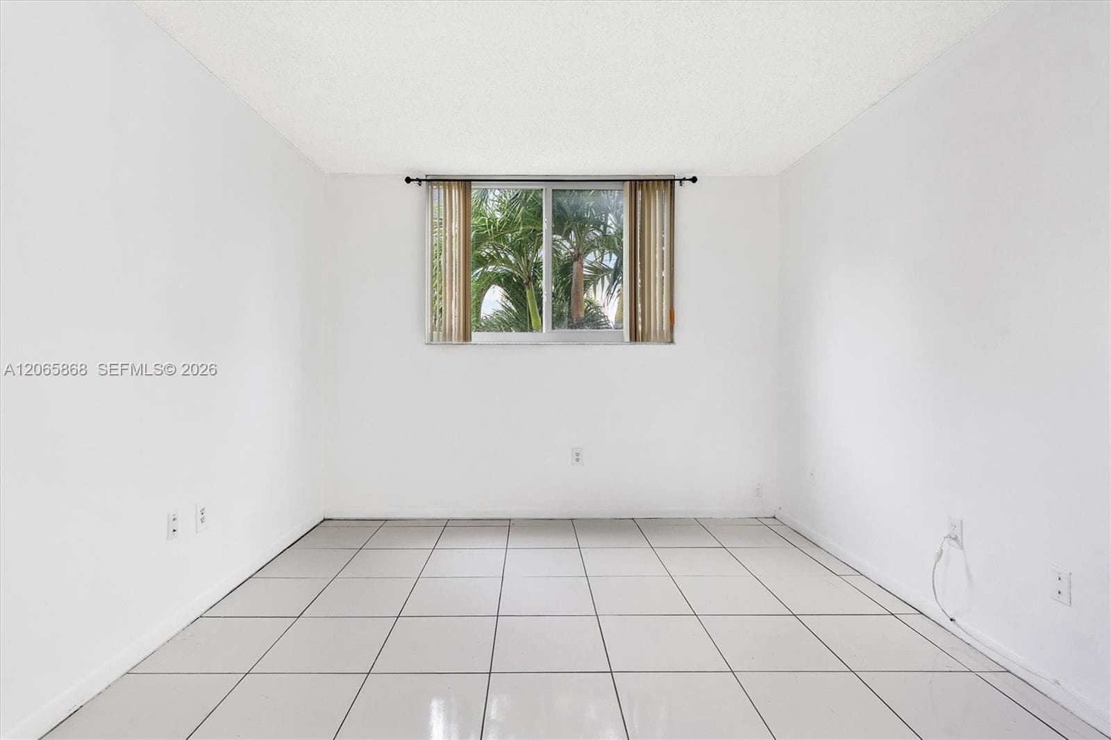 BELINDA GARDENS CONDO · #1110 in Miami - Photo 17