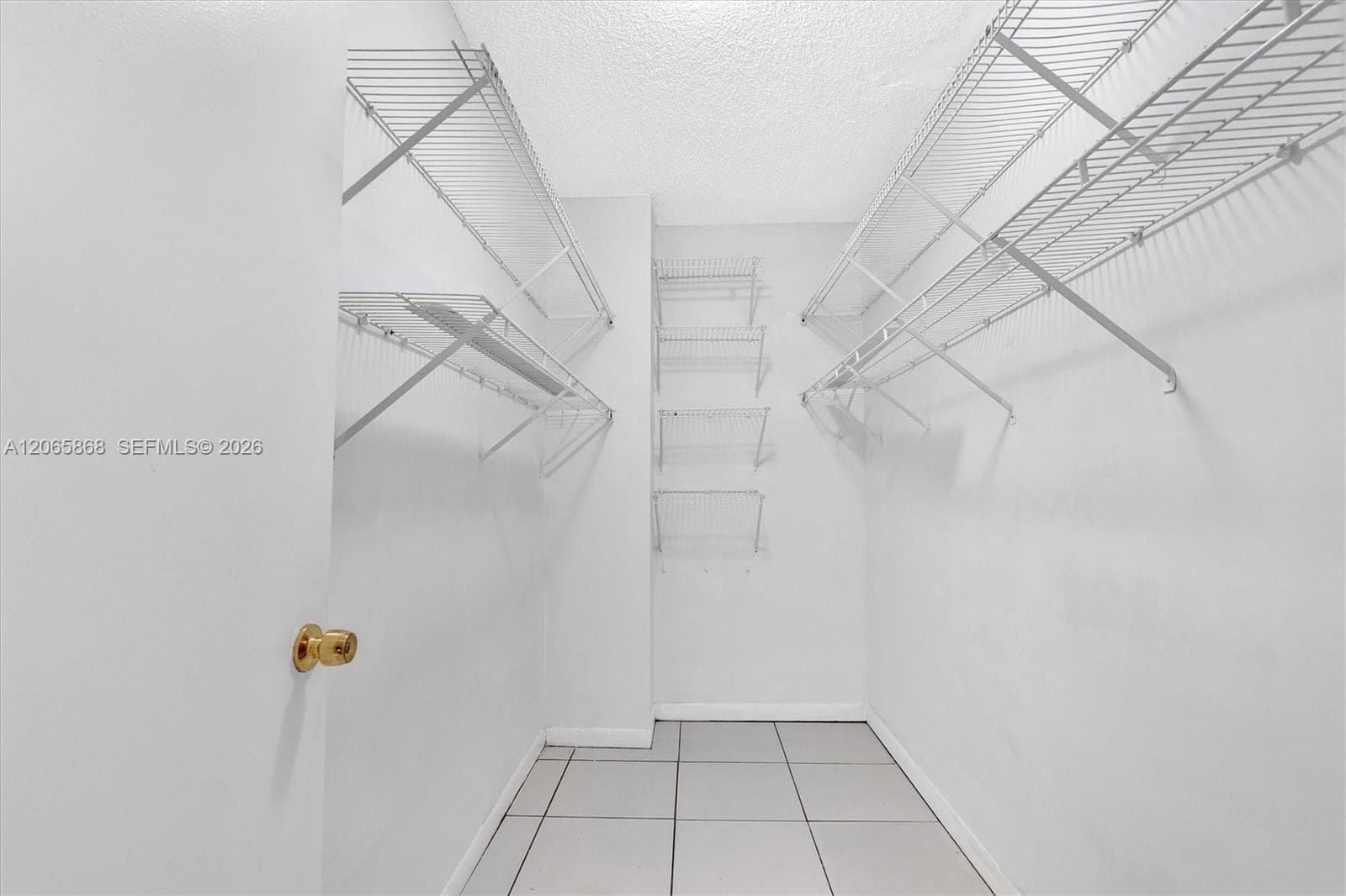 BELINDA GARDENS CONDO · #1110 in Miami - Photo 22