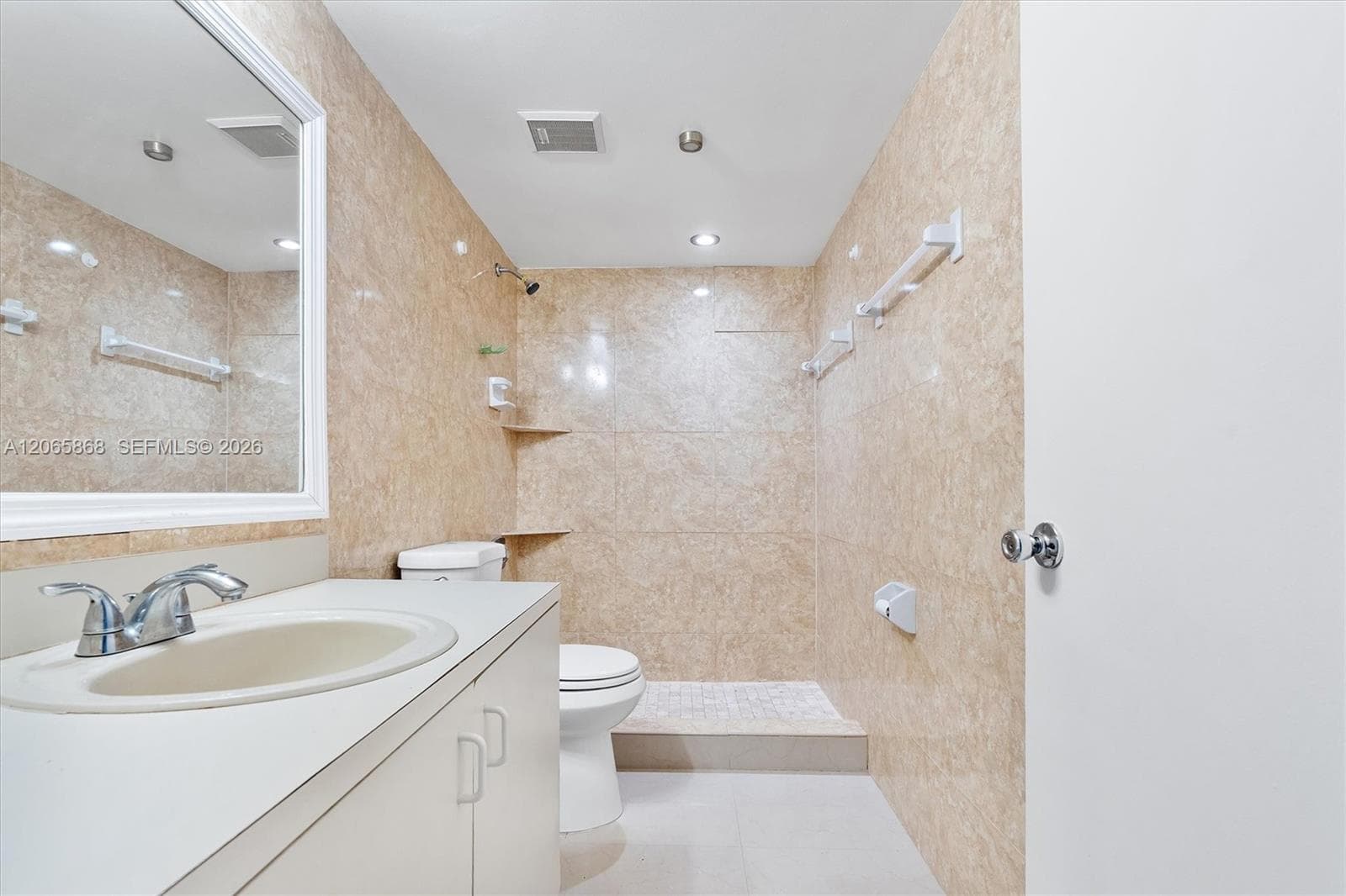 BELINDA GARDENS CONDO · #1110 in Miami - Photo 24