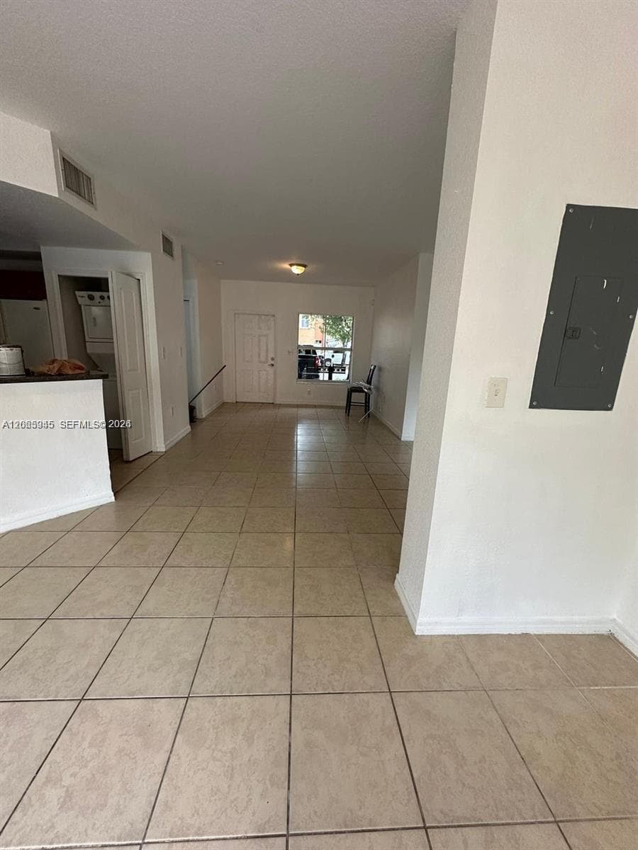 948 SW 6th Ct #948 photo 2