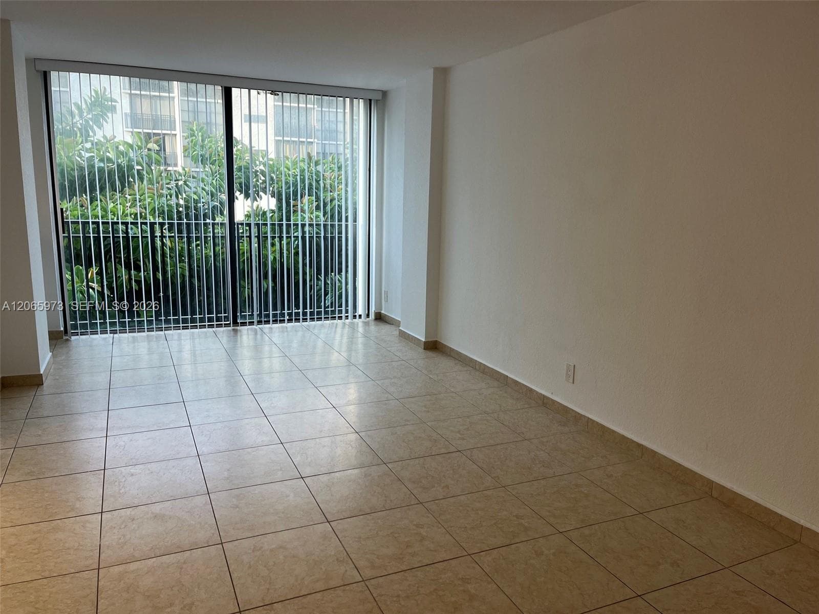 PLAZA OF AMERICAS CONDO P · #420 in Sunny Isles Beach - Photo 2