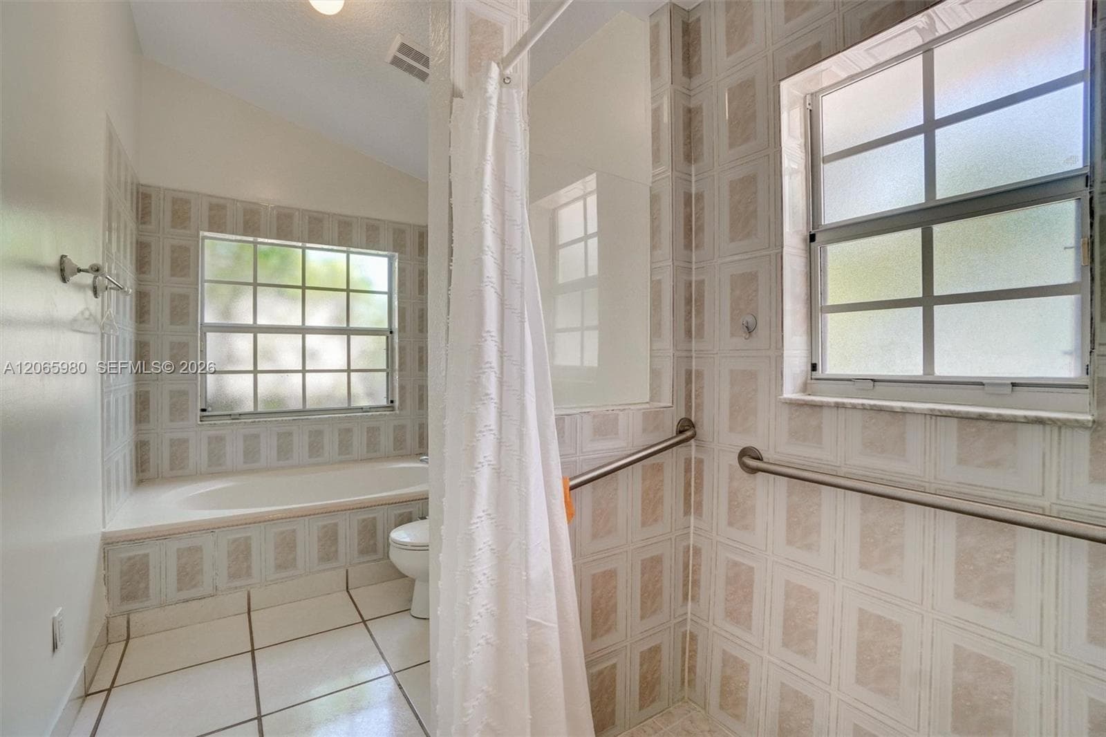 25 Ludlam Dr photo 17