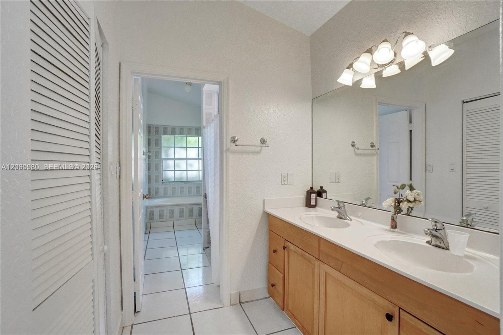 25 Ludlam Dr photo 16