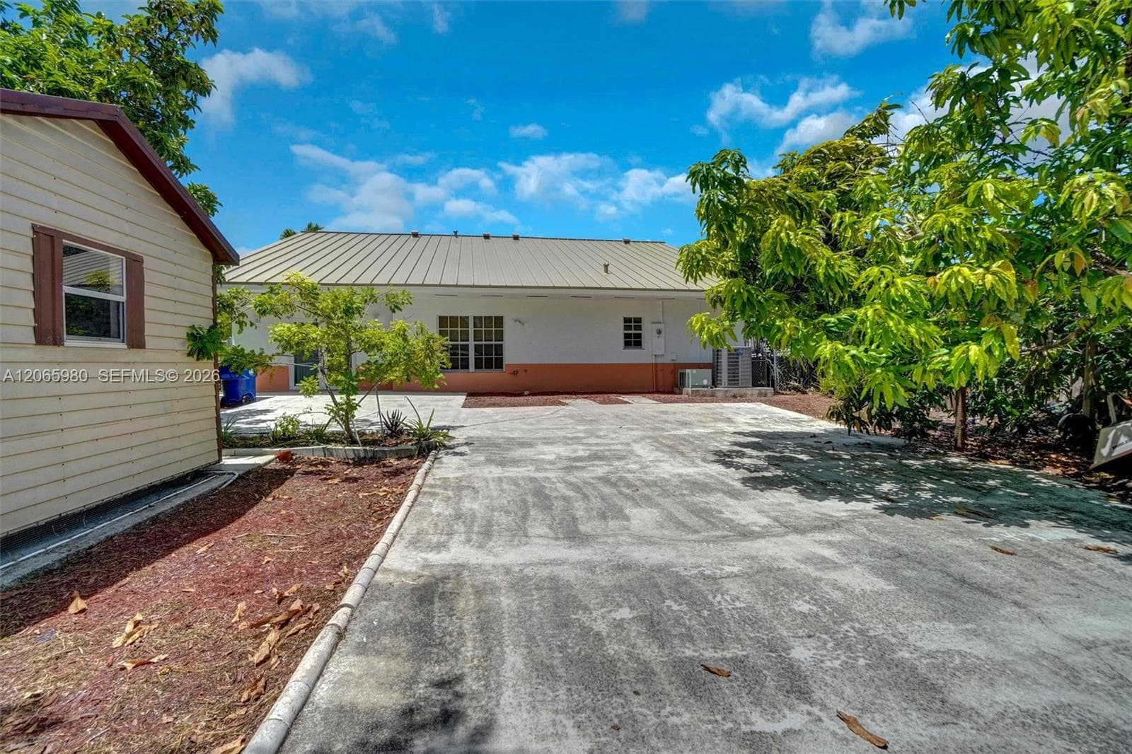 25 Ludlam Dr photo 30