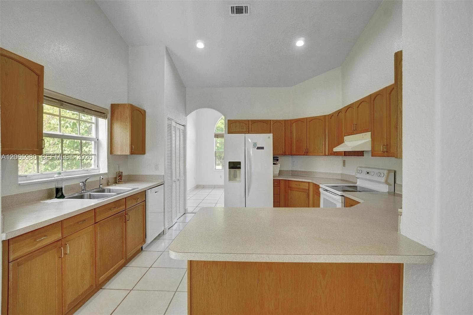 25 Ludlam Dr photo 11
