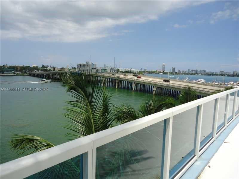 Bridgewater Condo · #401 in North Bay Village - Photo 4
