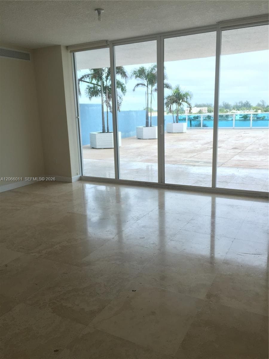 Bridgewater Condo · #401 in North Bay Village - Photo 8
