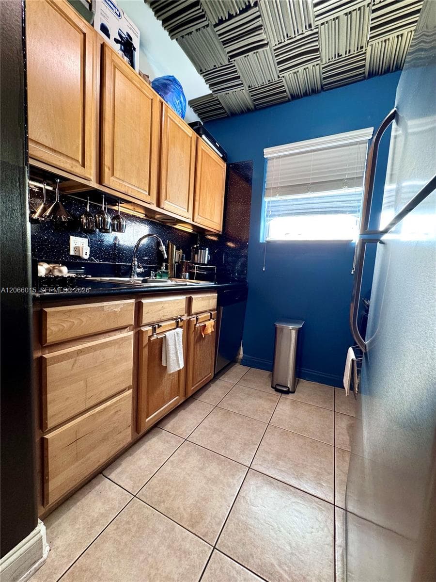 JEFFERSON PLACE CONDO · #04 in Miami Beach - Photo 6