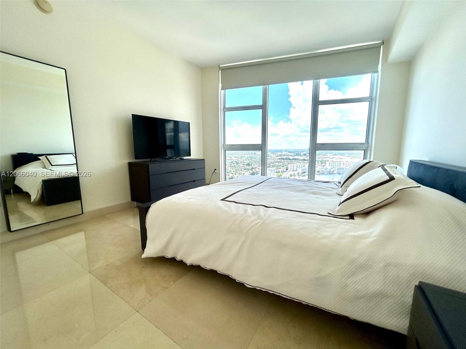 BEACH CLUB THREE CONDO · #4005 in Hallandale Beach - Photo 23