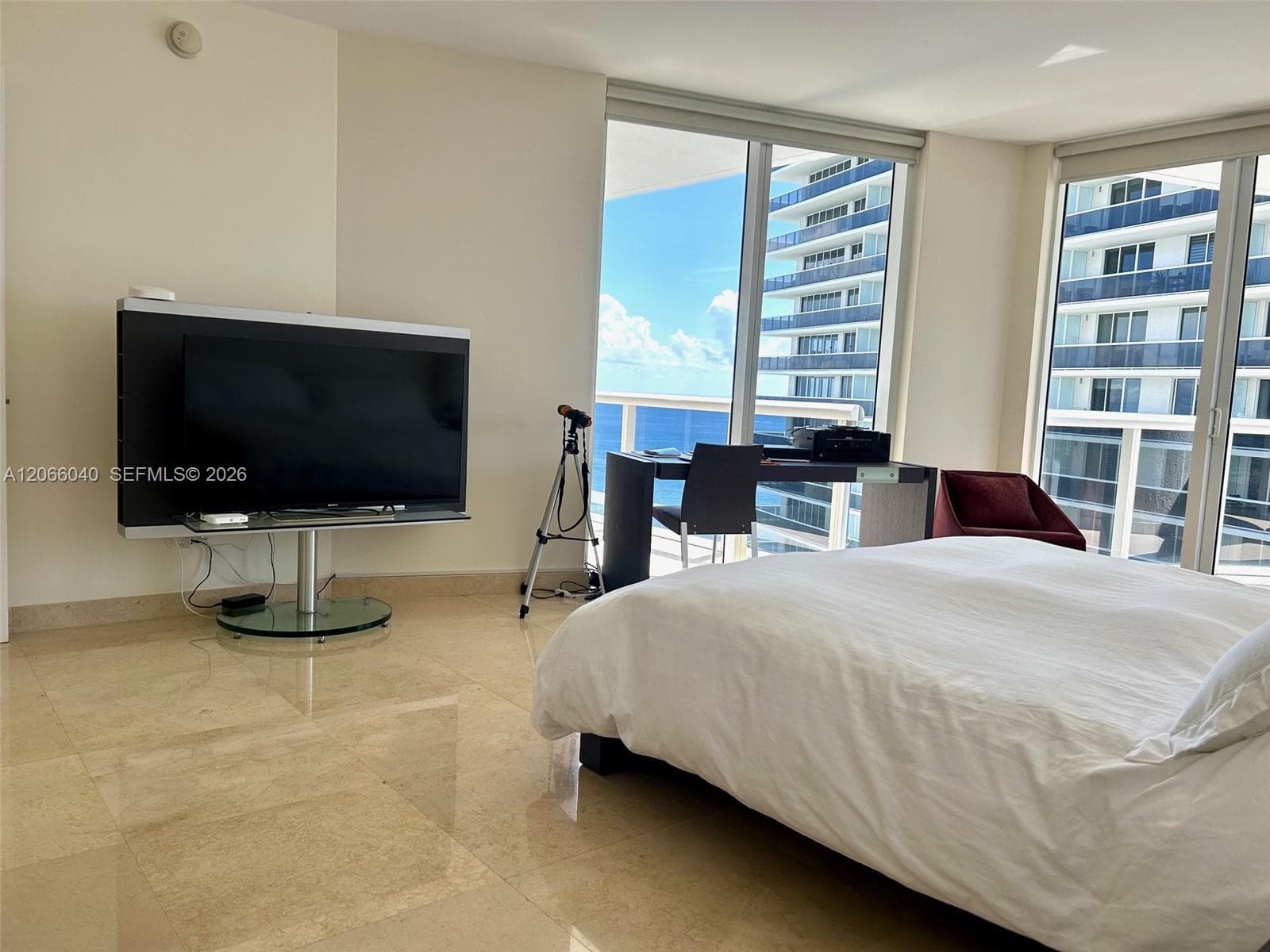 BEACH CLUB THREE CONDO · #4005 in Hallandale Beach - Photo 16