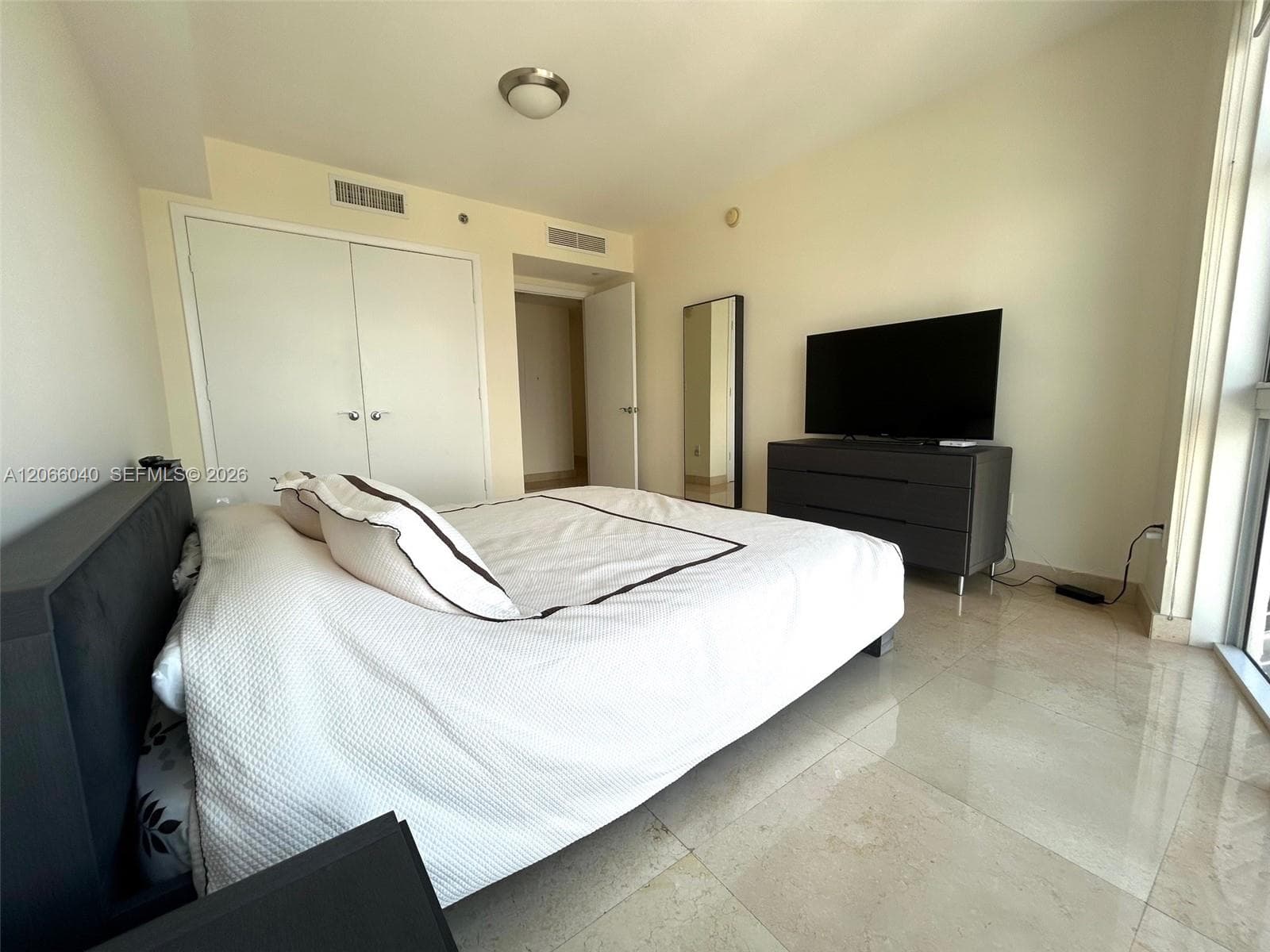 BEACH CLUB THREE CONDO · #4005 in Hallandale Beach - Photo 24