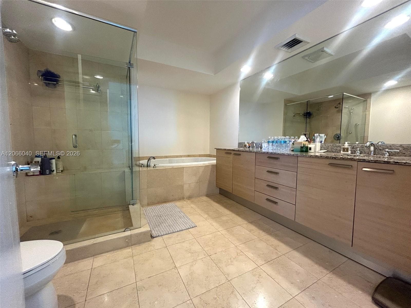 BEACH CLUB THREE CONDO · #4005 in Hallandale Beach - Photo 19