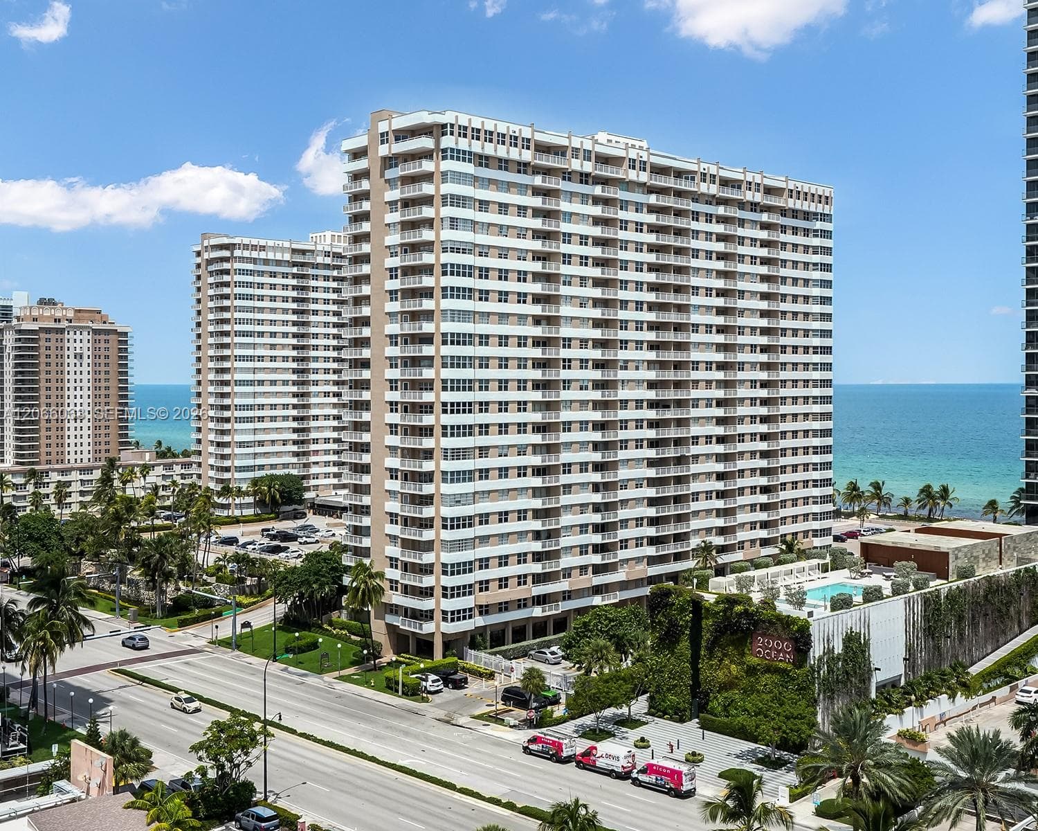 AVANT GARDE CONDO · #1406 in Hallandale Beach - Photo 27