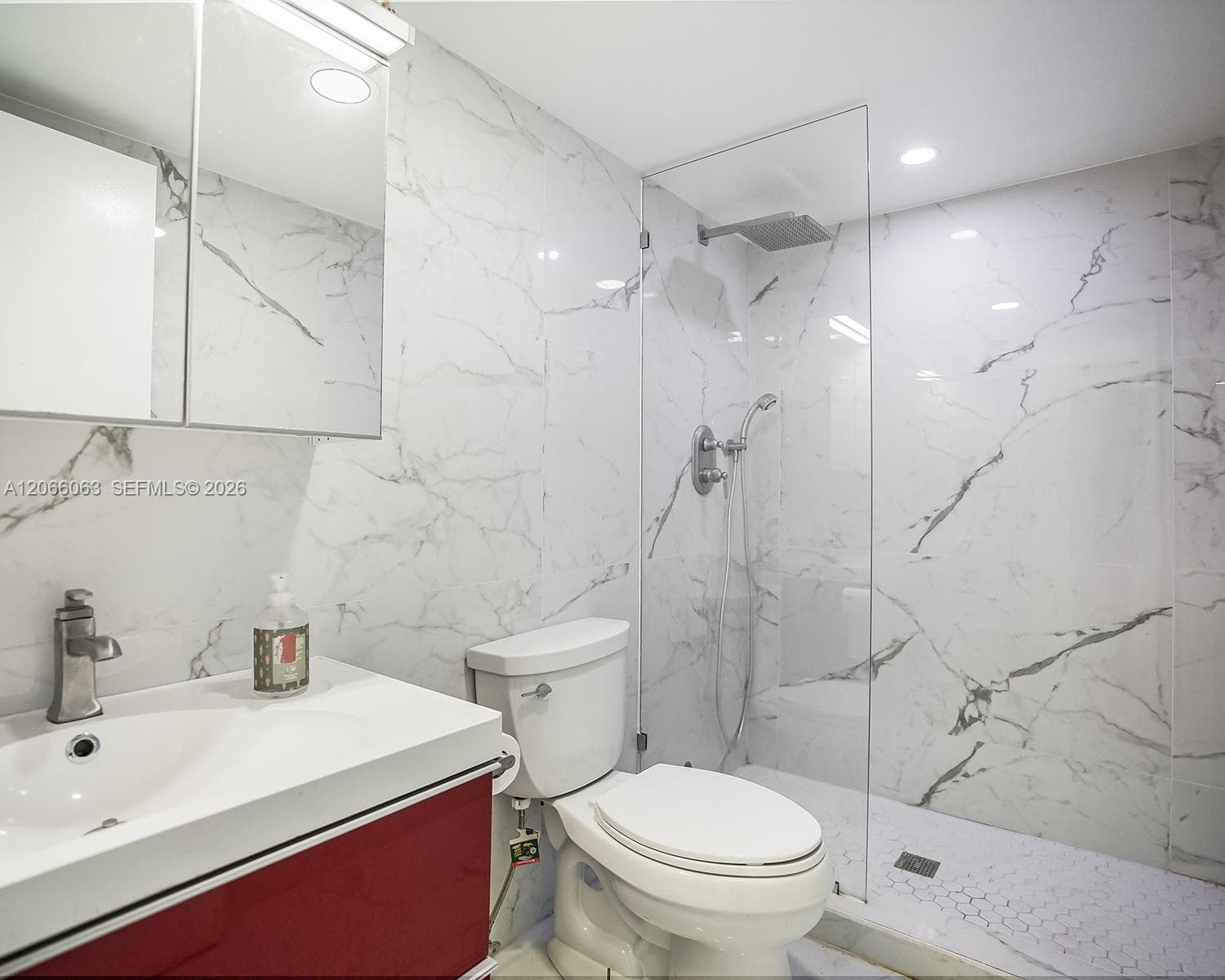AVANT GARDE CONDO · #1406 in Hallandale Beach - Photo 17