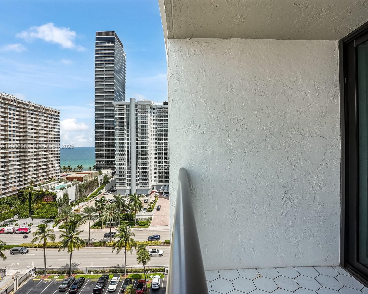 AVANT GARDE CONDO · #1406 in Hallandale Beach - Photo 7