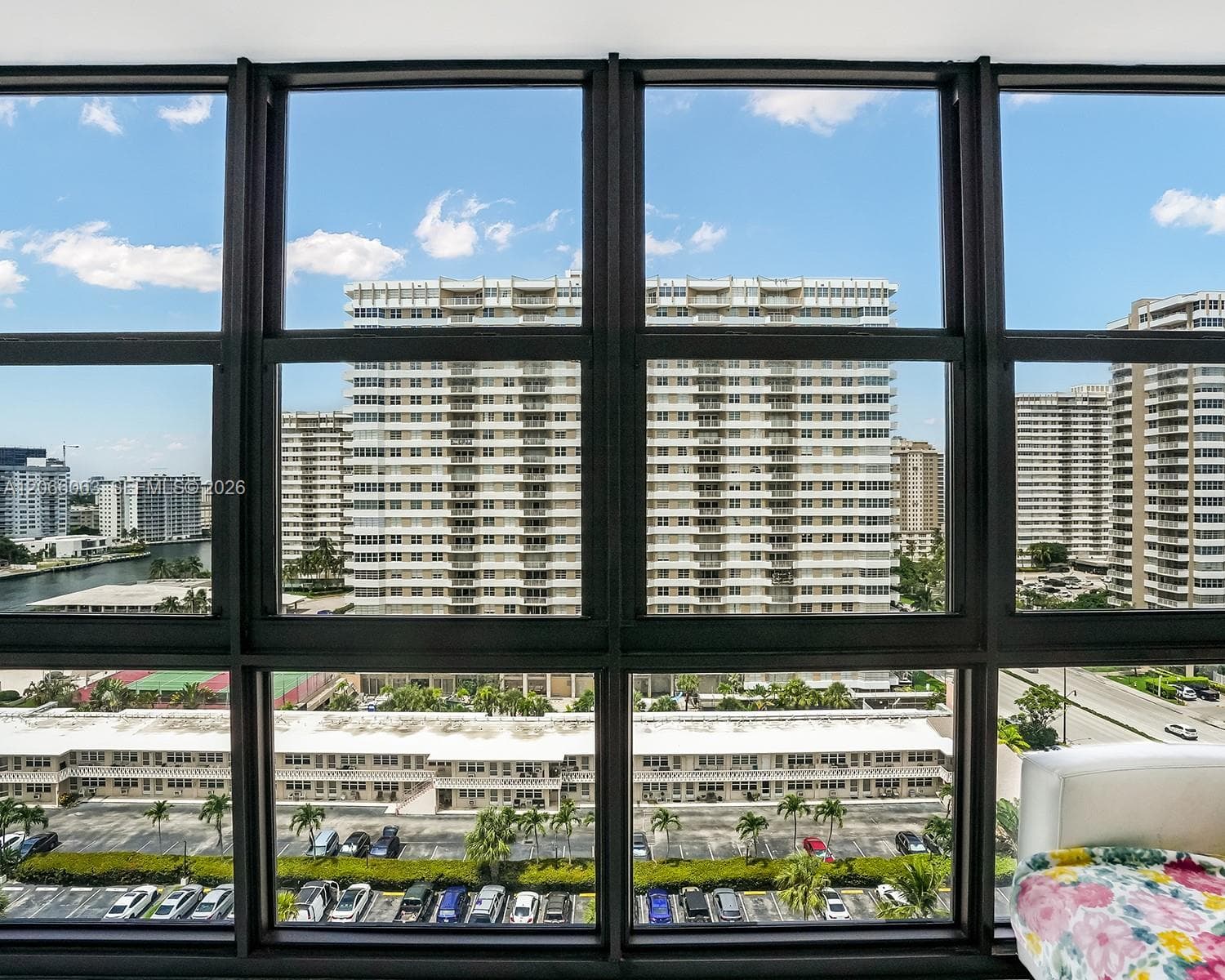 AVANT GARDE CONDO · #1406 in Hallandale Beach - Photo 5