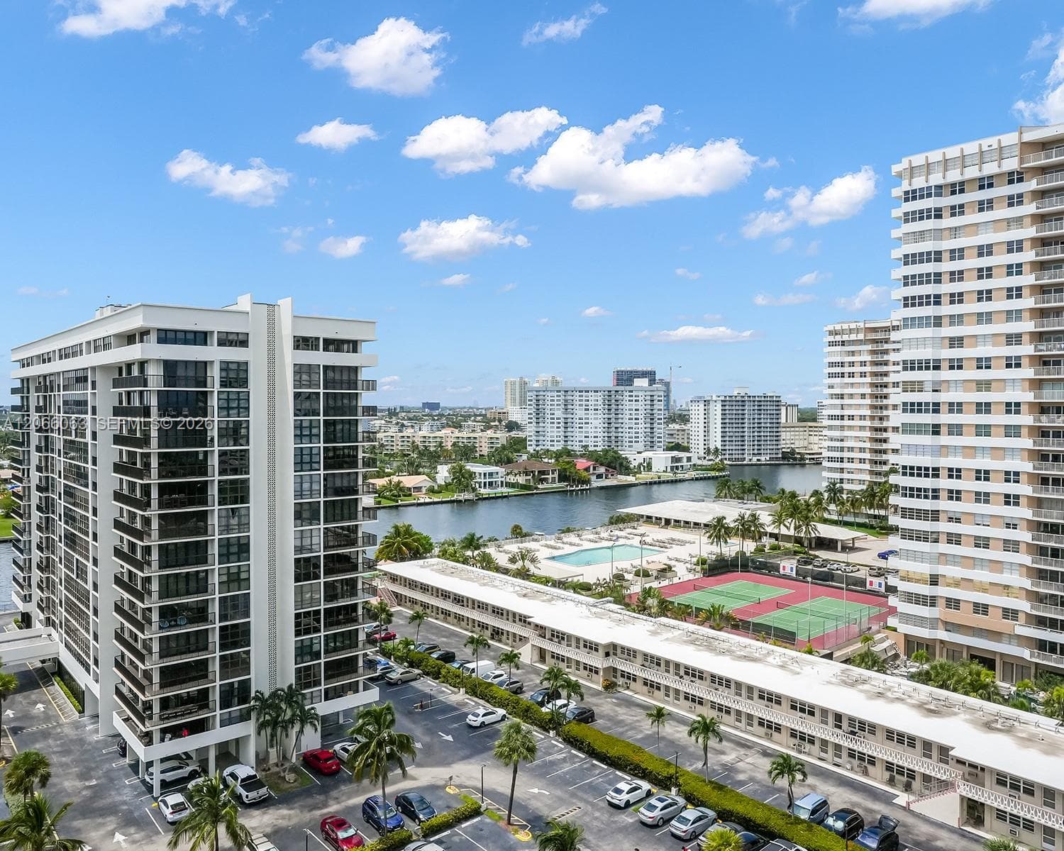 AVANT GARDE CONDO · #1406 in Hallandale Beach - Photo 25