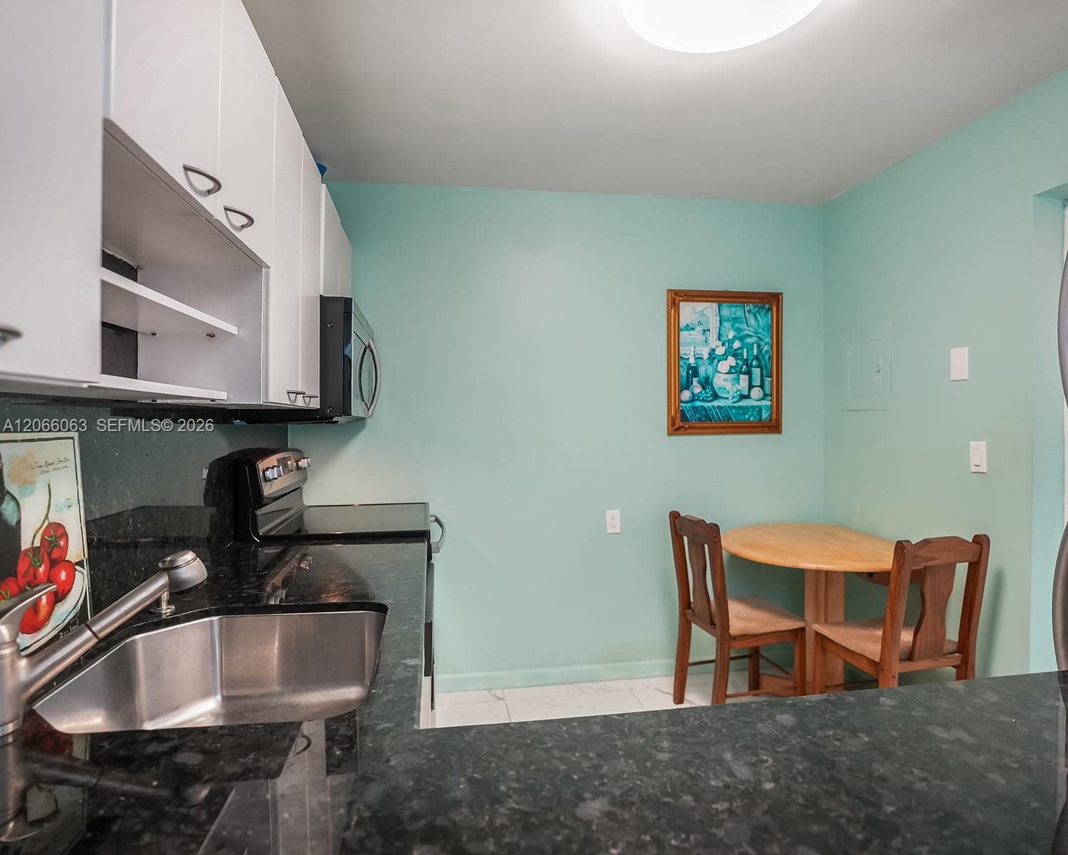 AVANT GARDE CONDO · #1406 in Hallandale Beach - Photo 21