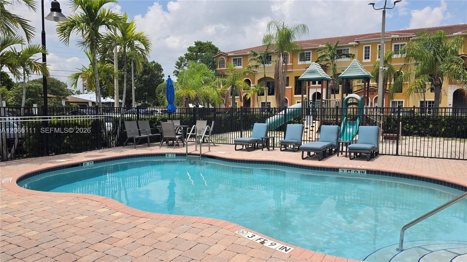 Highland Park Village · #2 in Hallandale Beach - Photo 32