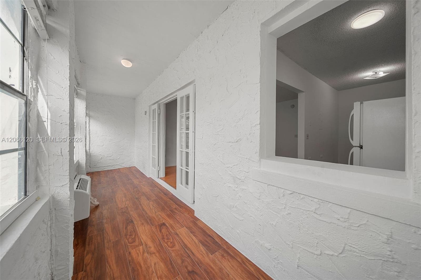 VENETIAN MANOR CONDO · #207 in Miami Beach - Photo 8