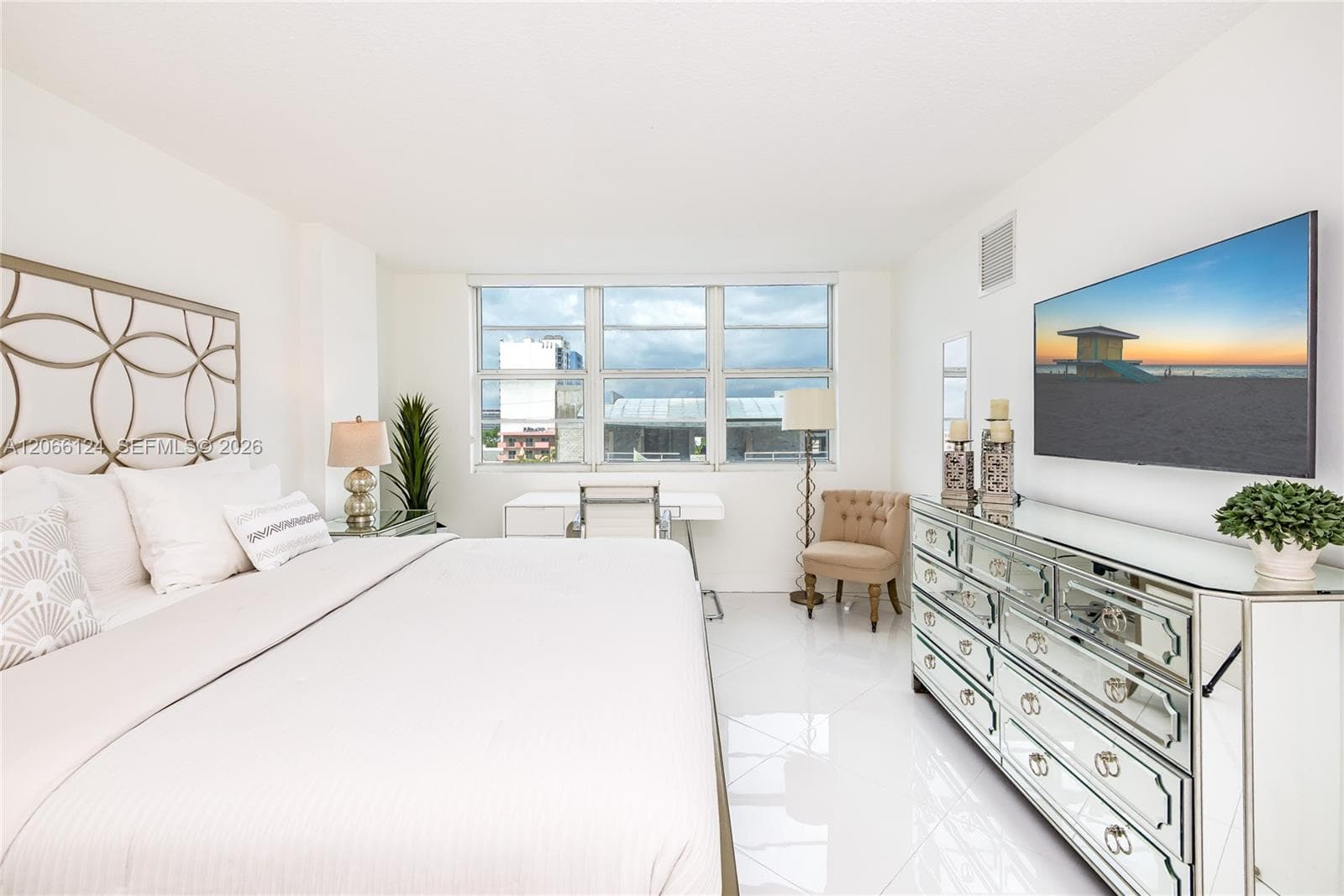 THE COLLINS CONDO · #720 in Miami Beach - Photo 7