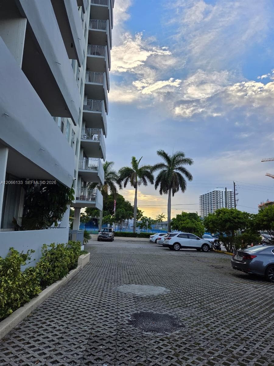 CARIBBEAN TOWERS CONDO · #1B in North Bay Village - Photo 26