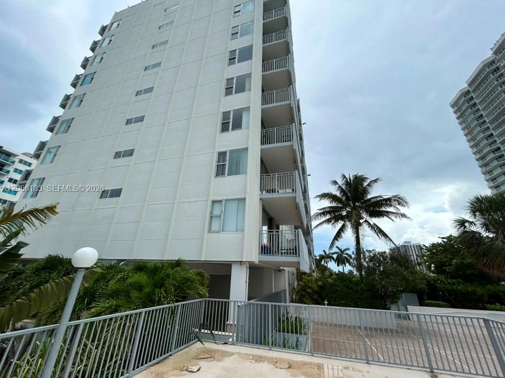 CARIBBEAN TOWERS CONDO · #1B in North Bay Village - Photo 19
