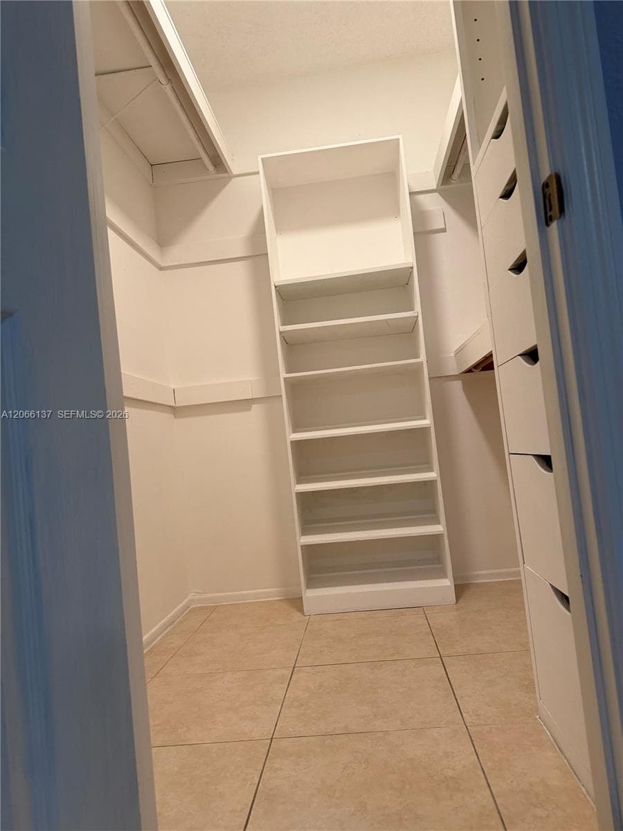 CANONGATE CONDO NO ONE · #211 in Miami - Photo 7