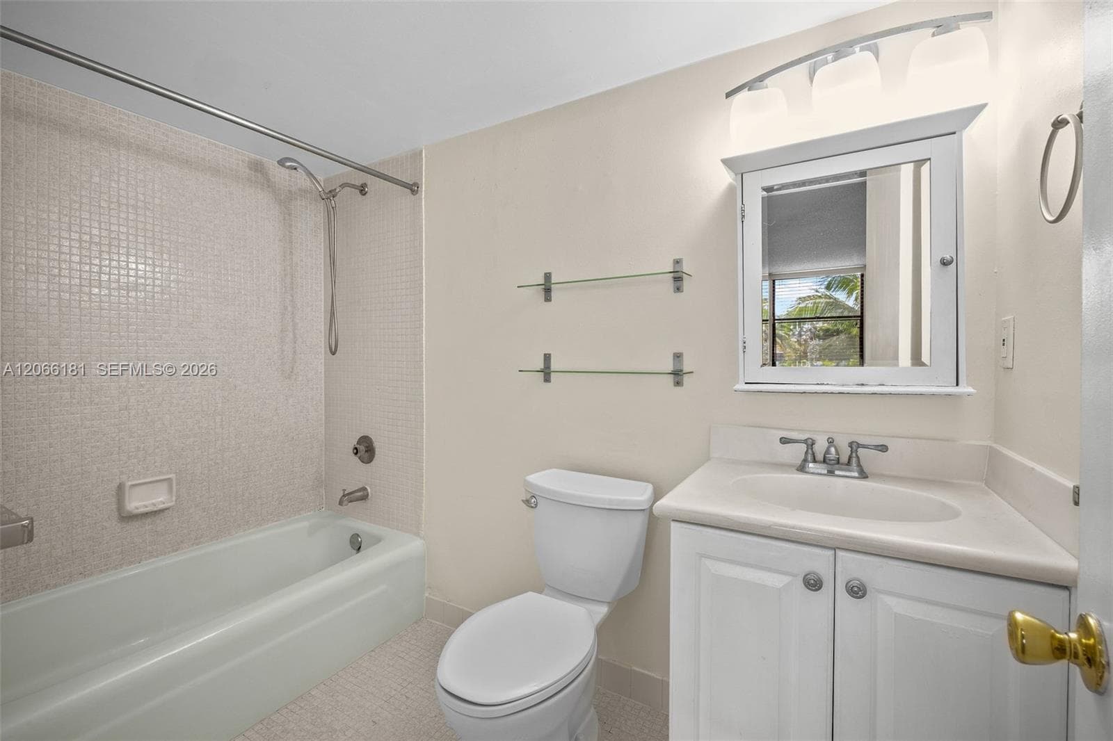 PROMENADE AT KENDALE LAKE · #207E in Miami - Photo 20