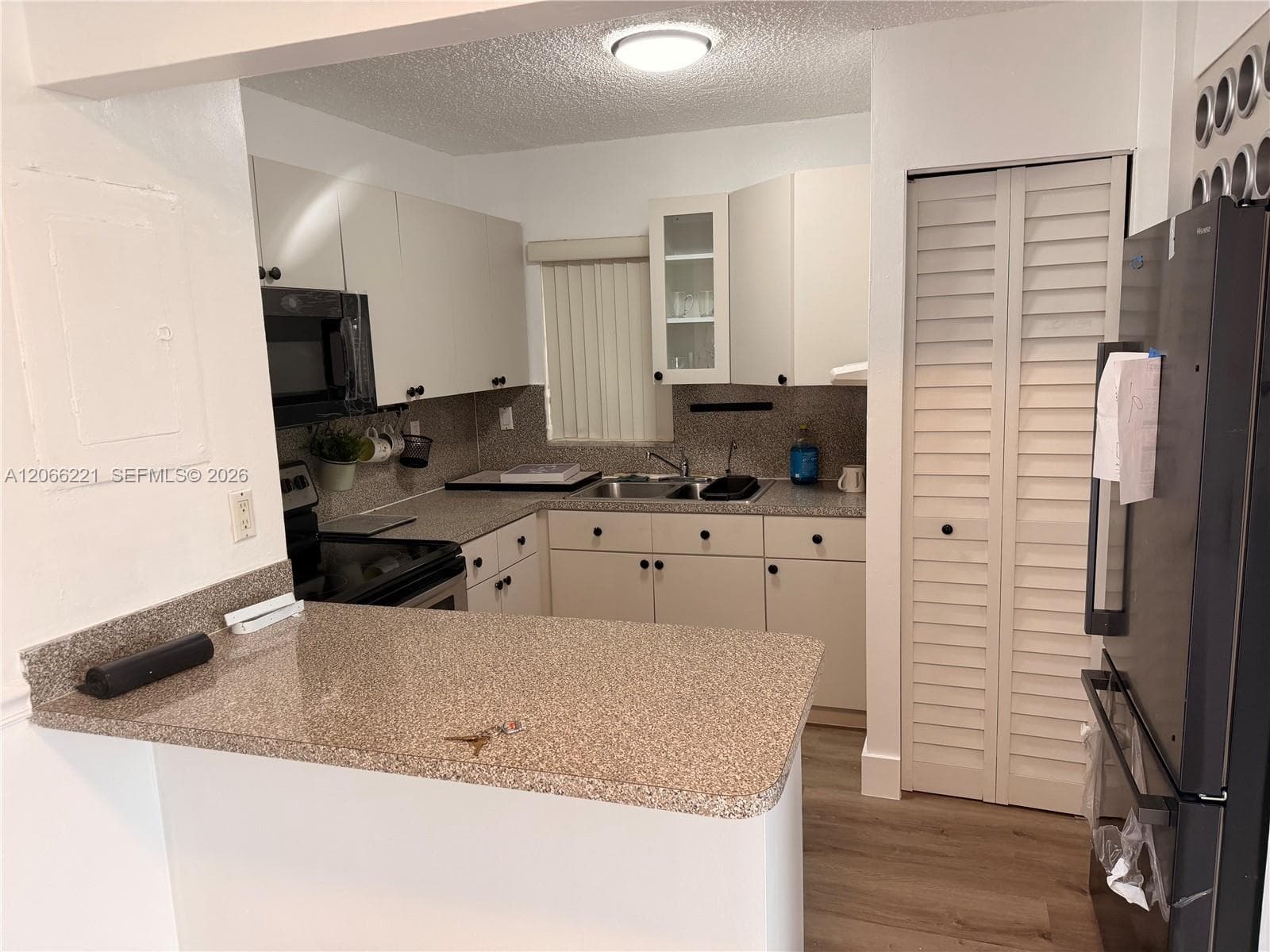 PINEBARK CONDO NO 2 - BLD · #406 in Miami - Photo 3