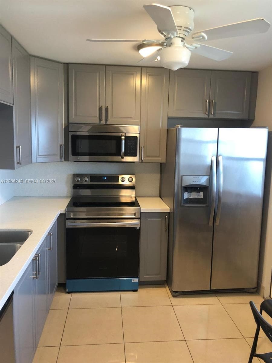 MEADOWBROOK TOWERS CONDO · #707 in Hallandale Beach - Photo 1