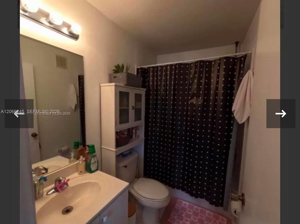 985 NE 34th Ave #203 photo 12