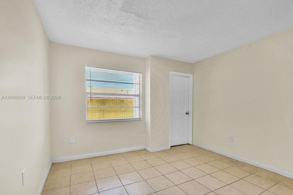 KINGS GARDENS SEC THREE · #1 in Miami Gardens - Photo 23