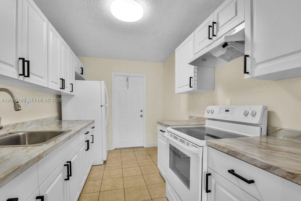 KINGS GARDENS SEC THREE · #1 in Miami Gardens - Photo 12