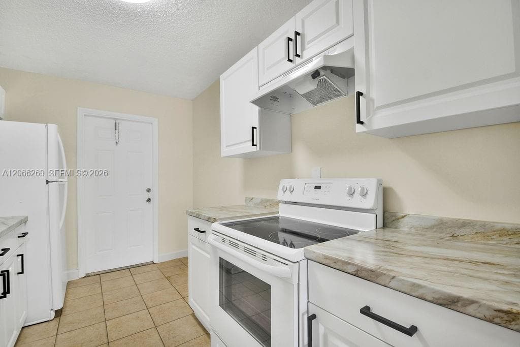 KINGS GARDENS SEC THREE · #1 in Miami Gardens - Photo 15