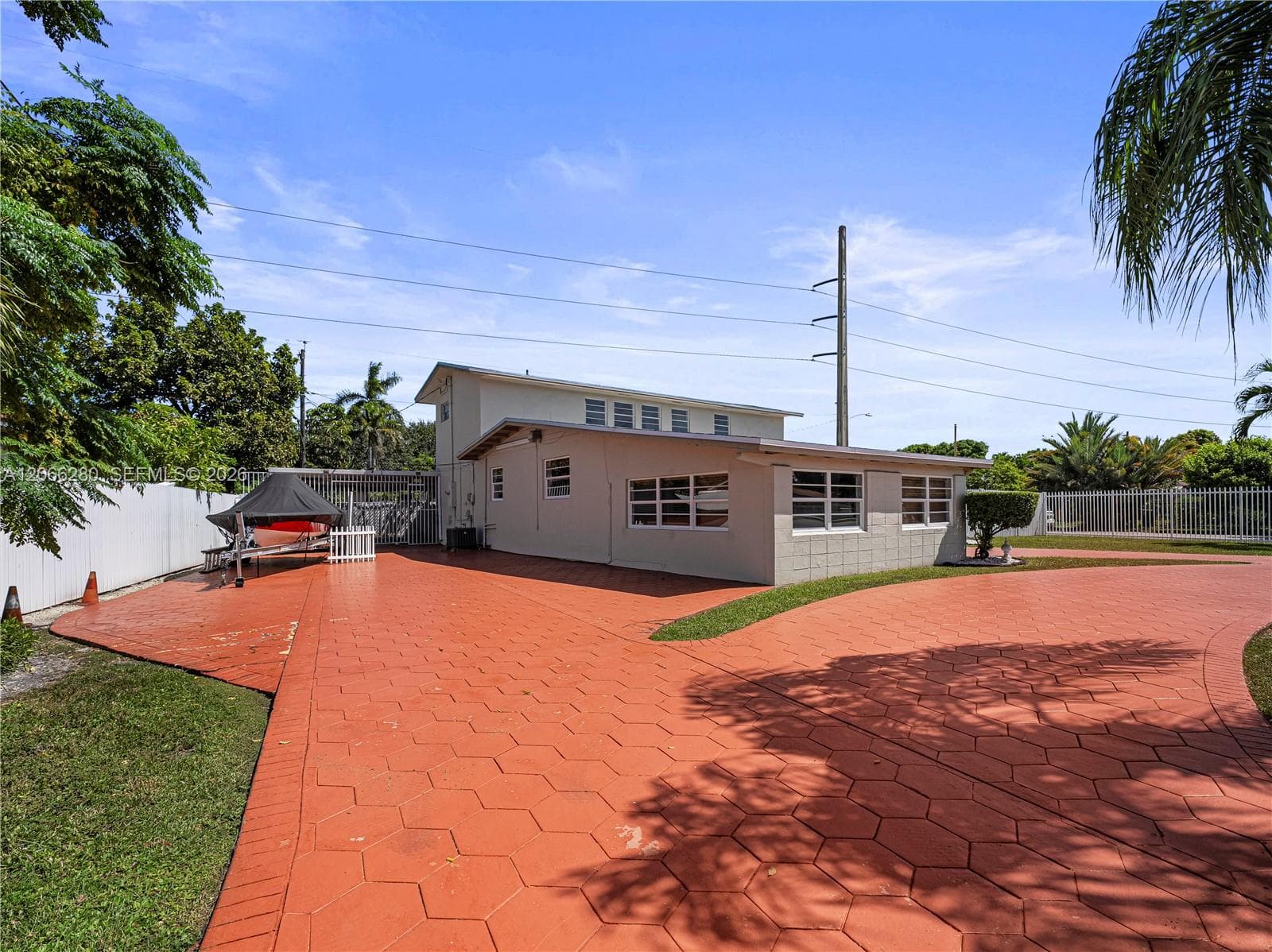 8241 SW 12th Ter photo 24
